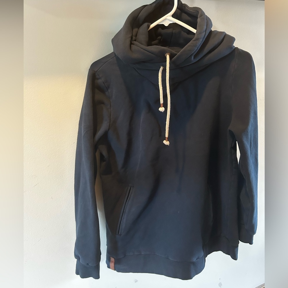 AMPERSAND AVE Navy Blue Women's Sweater